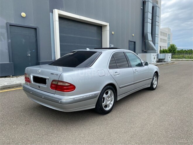 Mercedes E 240 1999, 315,000 km - 2.4 l - Tovuz