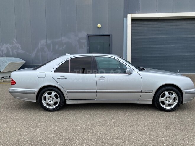 Mercedes E 240 1999, 315,000 km - 2.4 l - Tovuz