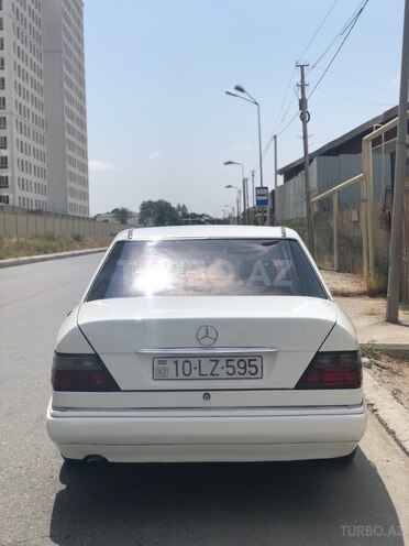 Mercedes E 200 d 1994, 488,000 km - 2.0 l - Beyləqan