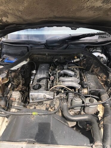 Mercedes E 200 d 1994, 488,000 km - 2.0 l - Beyləqan