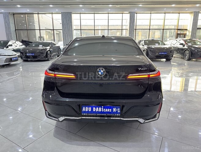 BMW 740-7