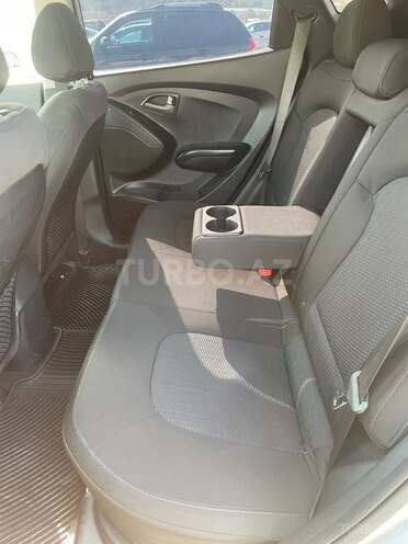 Hyundai ix35 2013, 174,000 km - 2.0 l - Bakı