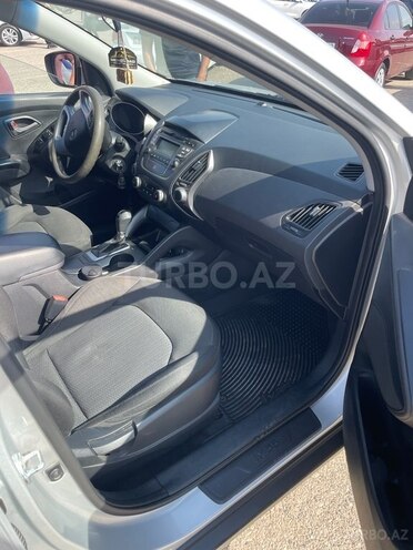 Hyundai ix35 2013, 174,000 km - 2.0 l - Bakı