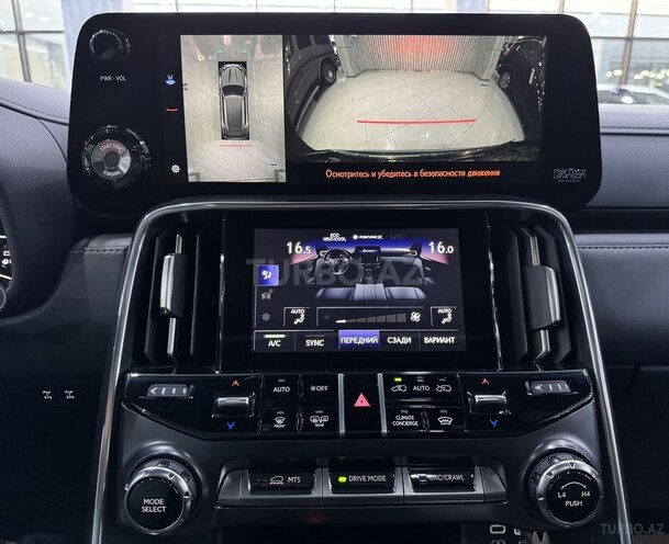 Lexus LX 500d-22