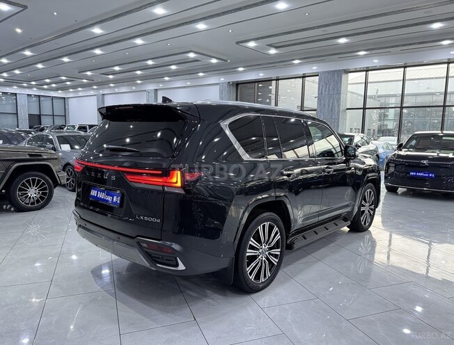 Lexus LX 500d-5