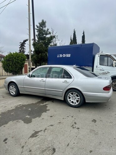 Mercedes E 220 d 2001, 486,000 km - 2.2 л - Bakı