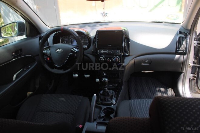 Hyundai i30 2010, 140,000 km - 1.4 l - Bakı
