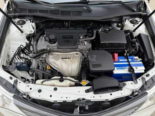 Toyota Camry-7