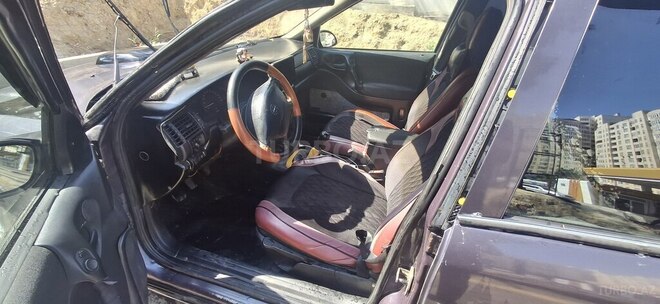 Opel Vectra 1996, 246,435 km - 1.6 l - Bakı