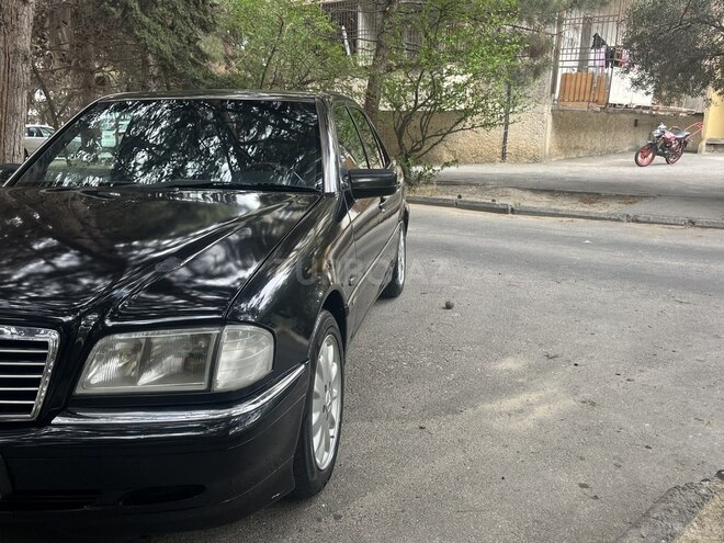 Mercedes C 240 1999, 332,440 km - 2.4 л - Bakı
