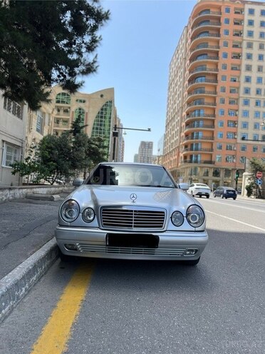 Mercedes E 240 1998, 302,862 km - 2.4 l - Bakı