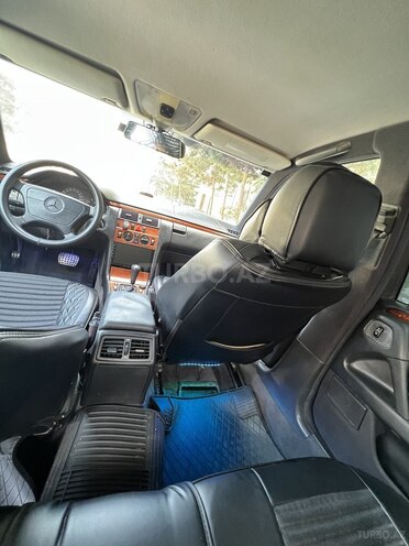 Mercedes E 240 1998, 302,862 km - 2.4 l - Bakı