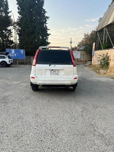 Nissan X-Trail 2000, 365,000 km - 2.0 l - Bakı