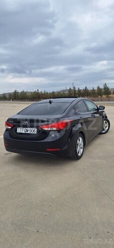 Hyundai Elantra 2015, 257,000 km - 1.8 l - Şirvan