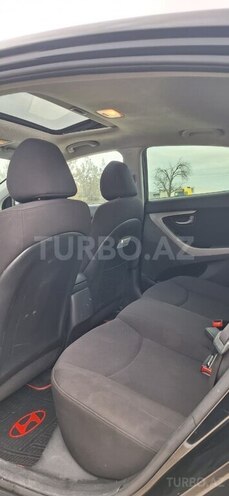 Hyundai Elantra 2015, 257,000 km - 1.8 l - Şirvan