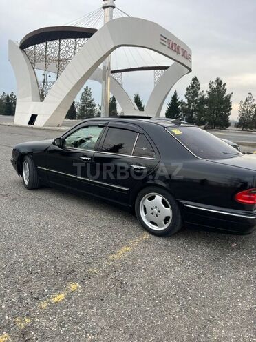 Mercedes E 320 2000, 381,850 km - 3.2 л - Tərtər