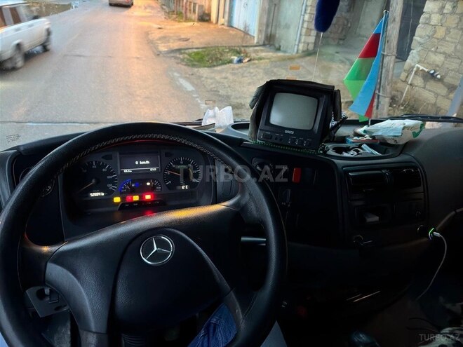 Mercedes Atego 818 2007, 300,000 km - 4.3 l - Bakı
