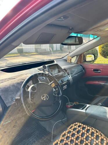 Toyota Prius 2008, 275,358 km - 1.5 л - Tovuz