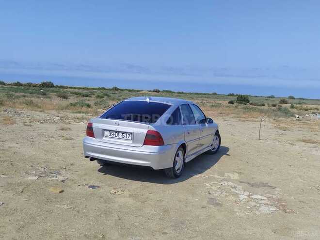 Opel Vectra 1999, 250,000 km - 1.6 l - Sumqayıt