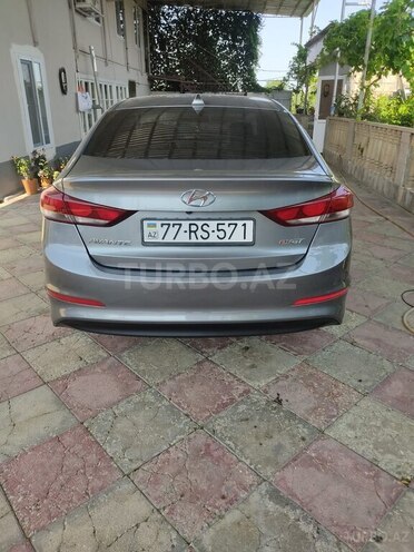 Hyundai Avante 2015, 170,971 km - 1.6 l - Neftçala