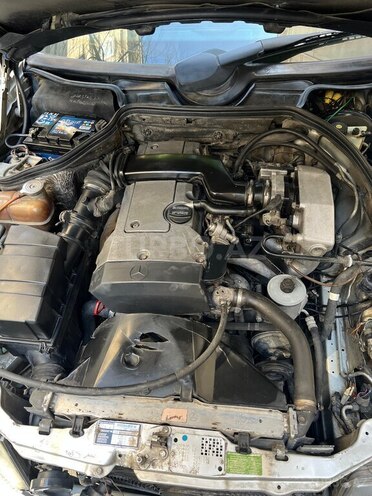 Mercedes E 220 1994, 496,000 km - 2.2 l - Bakı