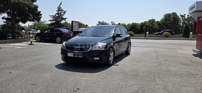Kia Ceed 2010, 294,000 km - 1.6 л - Bakı