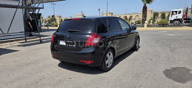 Kia Ceed 2010, 294,000 km - 1.6 л - Bakı