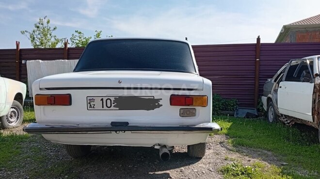 LADA (VAZ) 21011-4