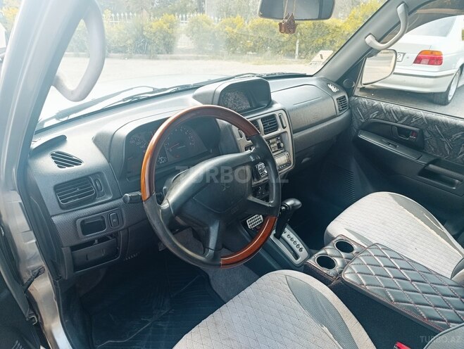 Mitsubishi Pajero io 2000, 321,321 km - 1.8 л - Bakı