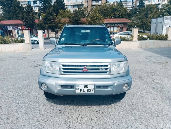 Mitsubishi Pajero io 2000, 321,321 km - 1.8 л - Bakı