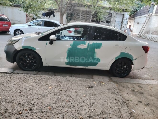 Kia Rio 2012, 200,000 km - 1.4 л - Bakı