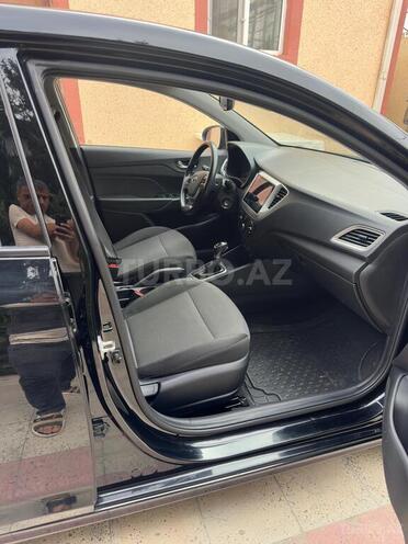 Hyundai Accent 2019, 127,900 km - 1.4 л - Bakı