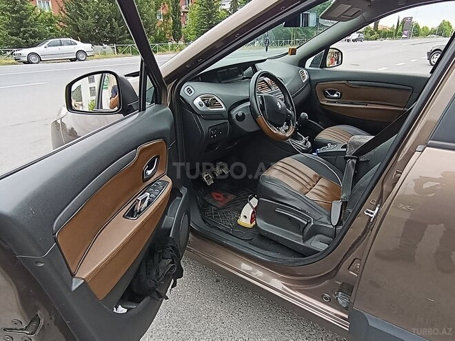 Renault Grand Scenic 2010, 365,471 km - 1.5 л - Şəki