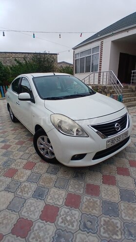 Nissan Sunny 2013, 230,000 km - 1.5 l - Bakı