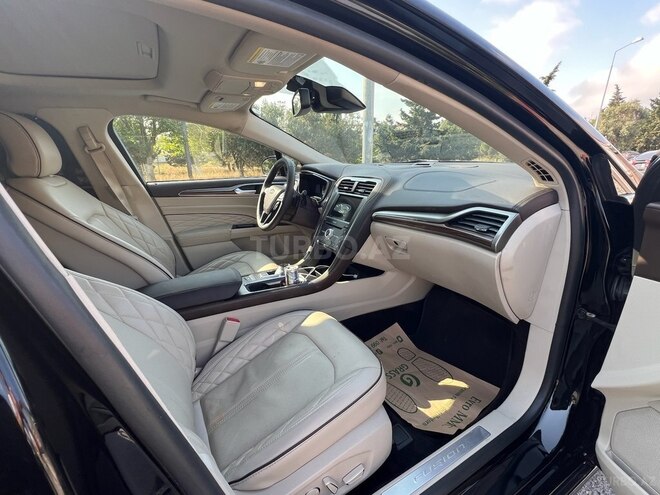 Ford Fusion (North America)-14
