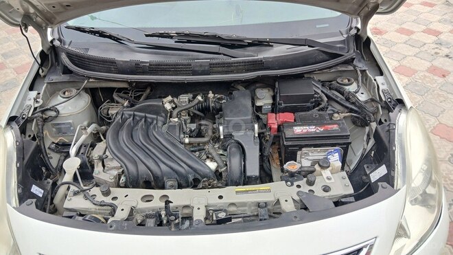 Nissan Sunny 2013, 230,000 km - 1.5 l - Bakı