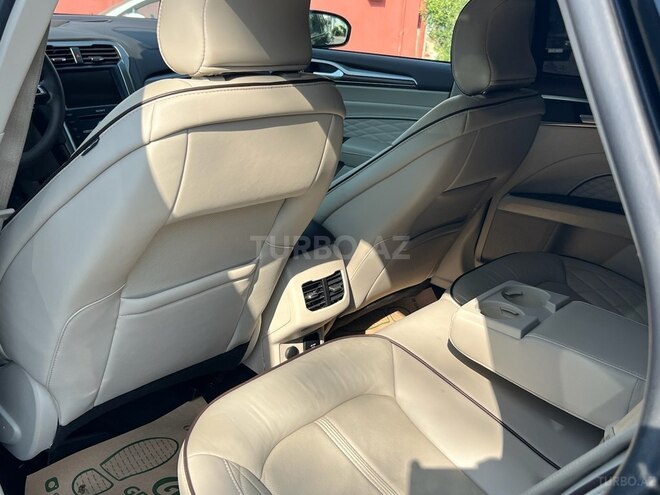 Ford Fusion (North America)-19