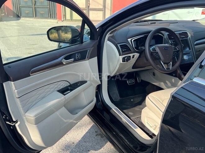 Ford Fusion (North America)-20