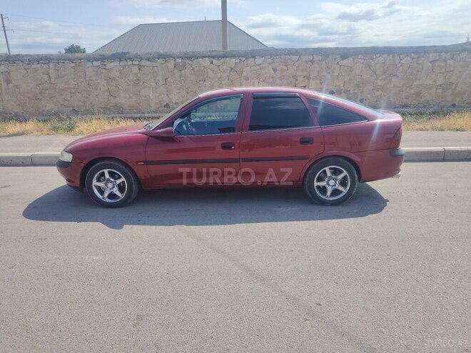 Opel Vectra 1996, 250,000 km - 1.6 l - Gəncə