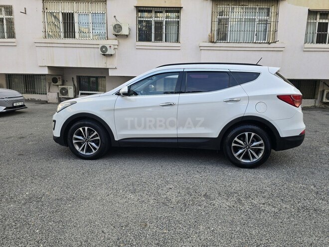 Hyundai Santa Fe-4