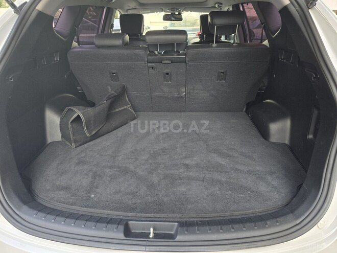 Hyundai Santa Fe-14
