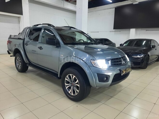 Mitsubishi L200-3