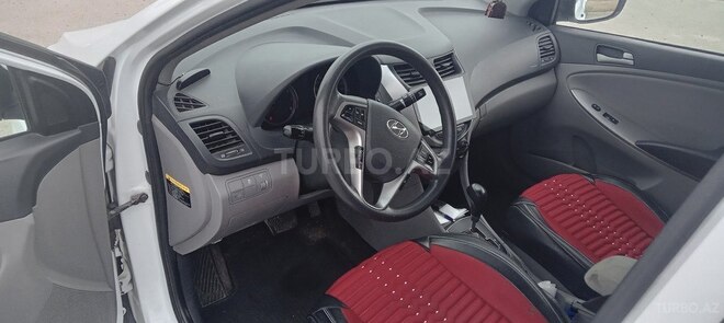 Hyundai Accent 2017, 125,000 km - 1.6 л - Bakı