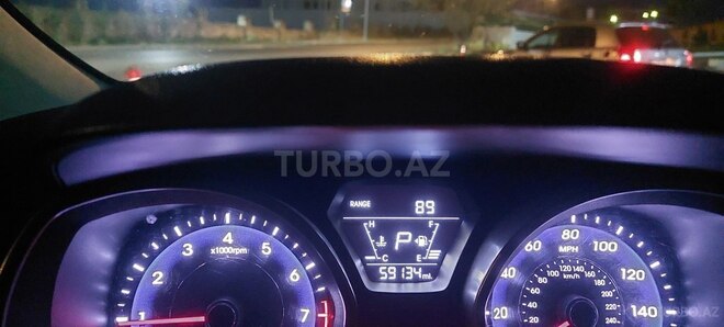 Hyundai Elantra 2015, 94,614 km - 1.8 л - Bakı