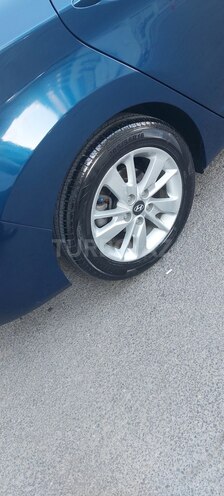 Hyundai Elantra 2015, 94,614 km - 1.8 л - Bakı