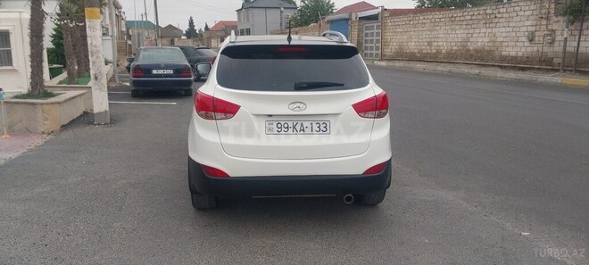 Hyundai ix35 2011, 145,300 km - 2.0 l - Bakı