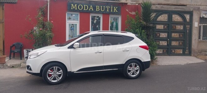 Hyundai ix35 2011, 145,300 km - 2.0 l - Bakı