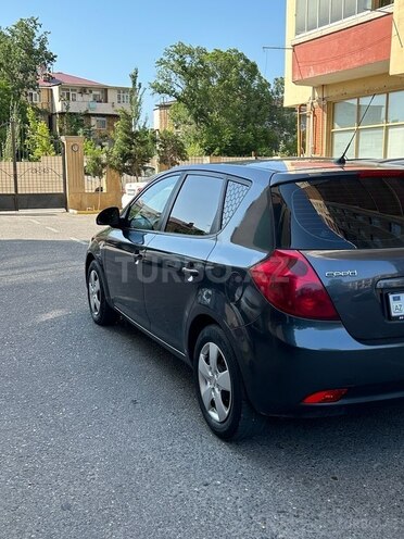 Kia Ceed 2008, 225,861 km - 1.4 л - Sumqayıt