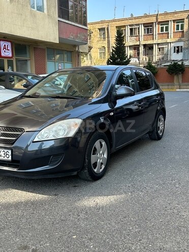 Kia Ceed 2008, 225,861 km - 1.4 л - Sumqayıt
