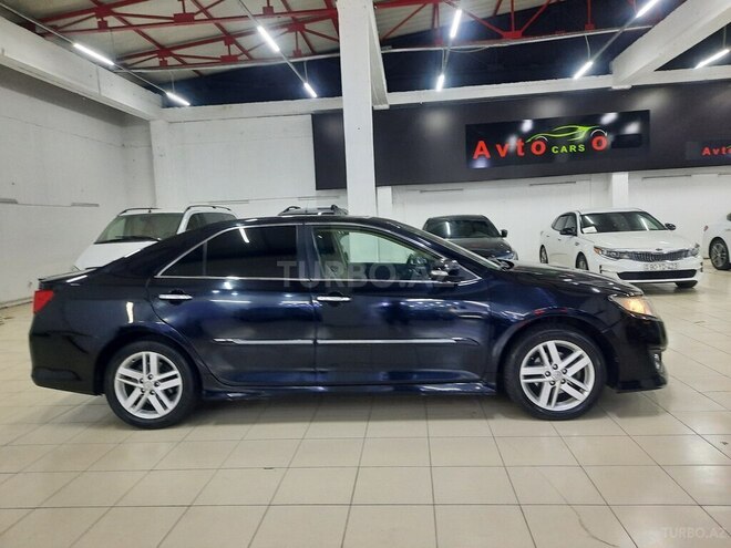 Toyota Camry-4
